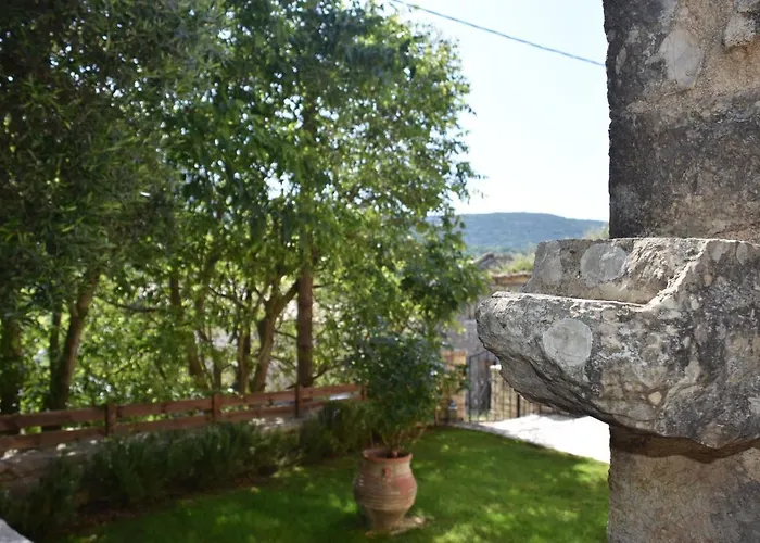 The Merchants House 招待所 Peritheia