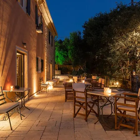 The Merchants House Corfu, Old Peritheia