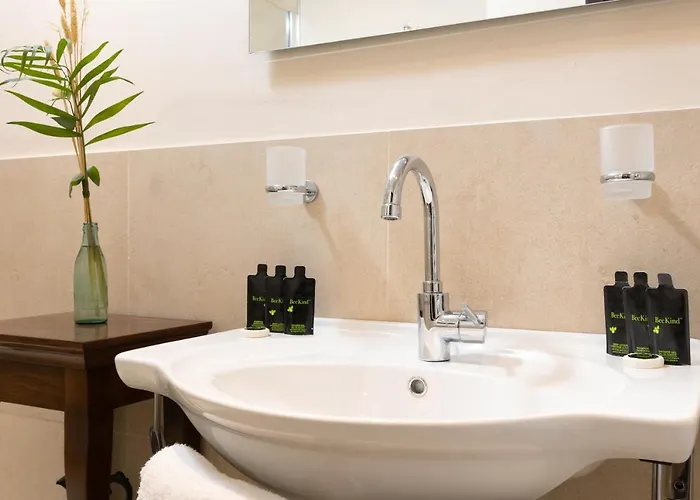 The Merchants House 4*