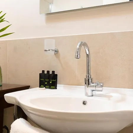 The Merchants House 4*